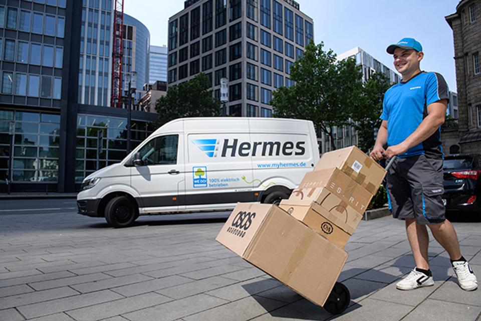 kurier praca Hermes 2025