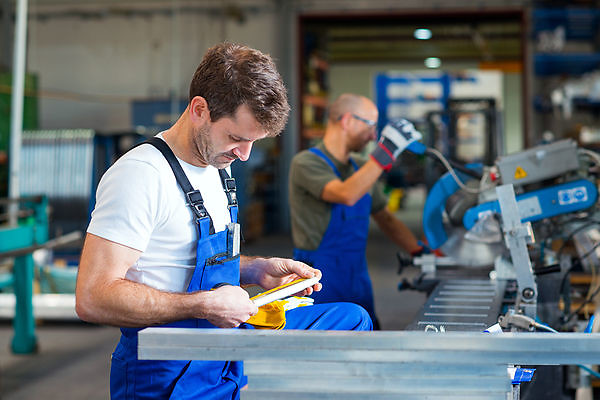 slusarz narzedniowy praca 2026